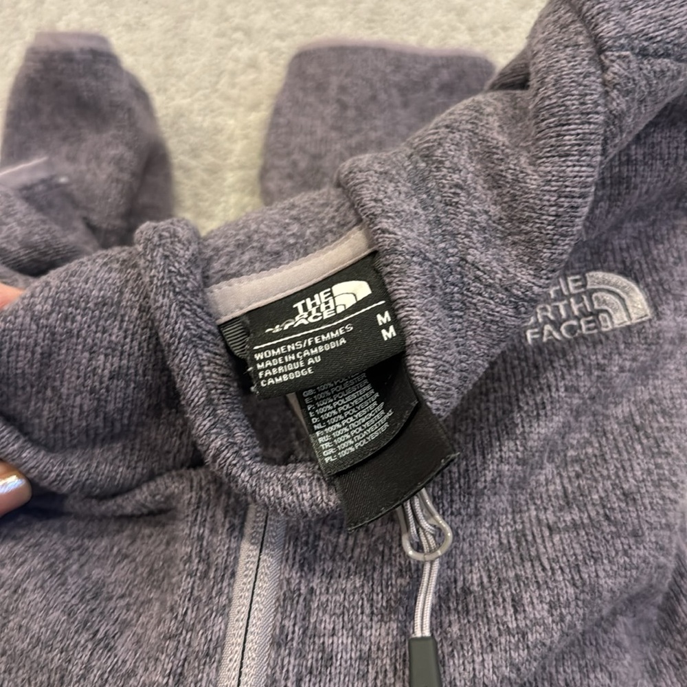 Northface Women’s Jacket, Pullover, Medium - image 7
